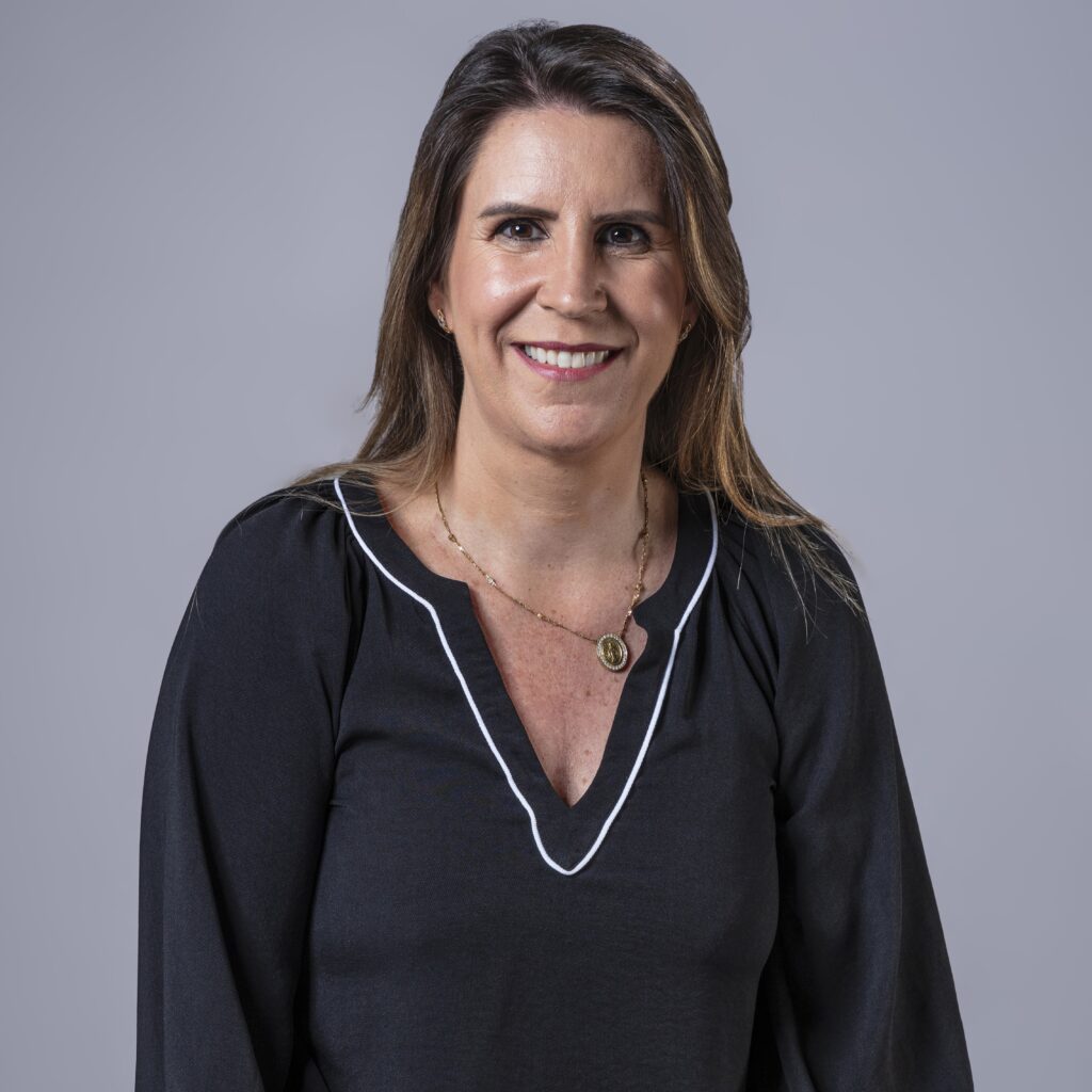 Mariana Borges Altmeyer, coordenadora da área consultiva do Santos Silveiro em Curitiba.